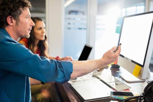 明德立人解读 赴美留学的关键通行证，计算机软件咨询专业如何申请？